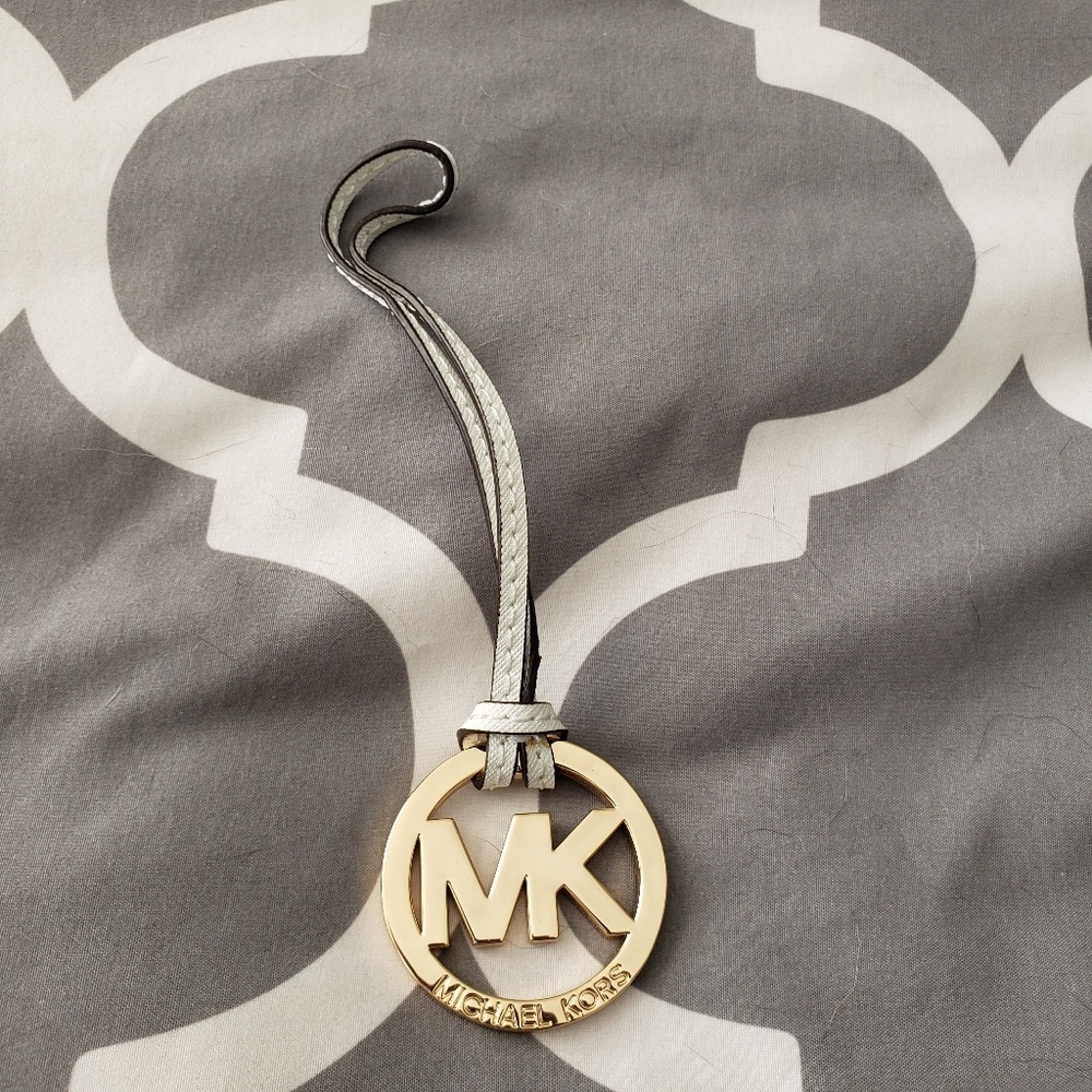 Michael Kors Emblem
